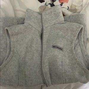 Columbia full zip fleece vest